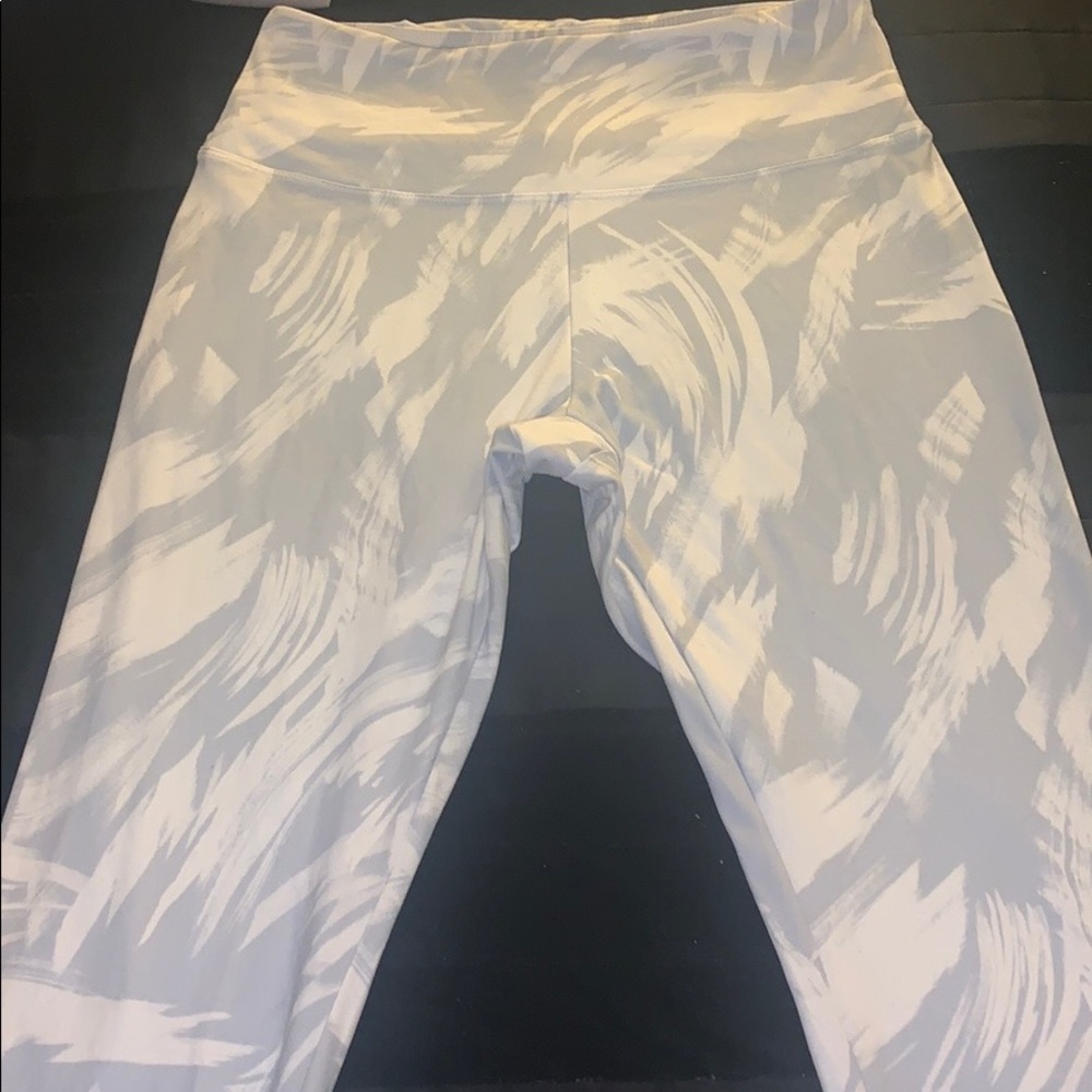 Balance Soft Gym ankle leggings